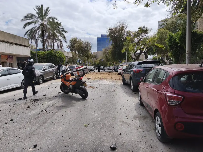 זירת נפילה, חולון, 9 במרץ 2026