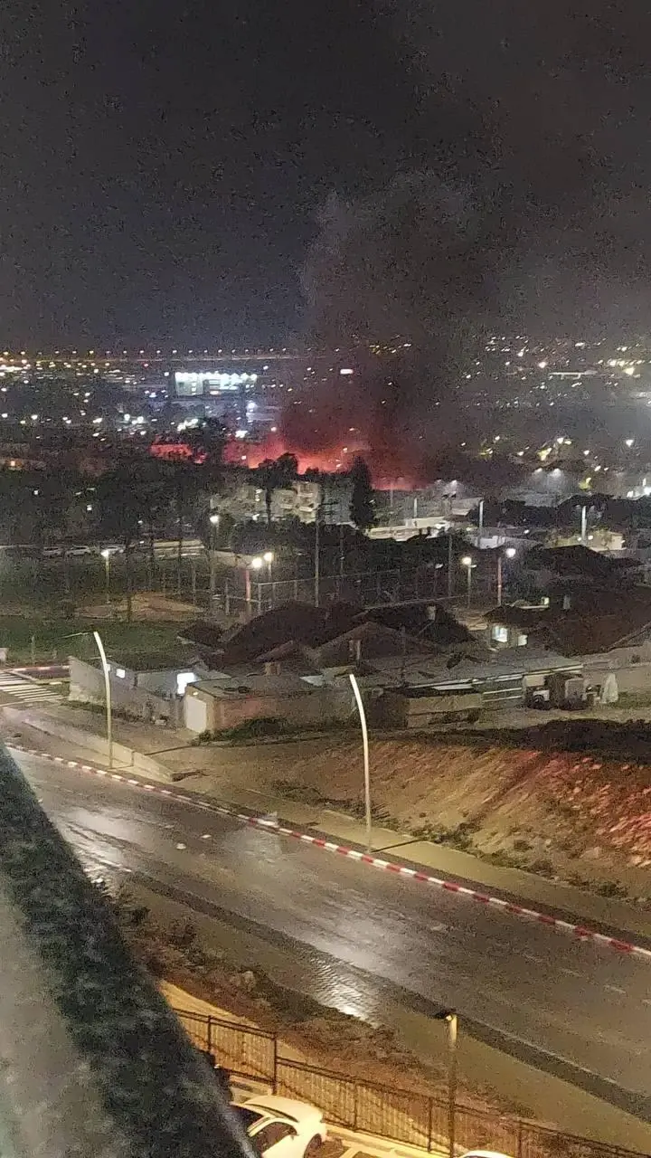 רסיסים נפלו באזור דימונה