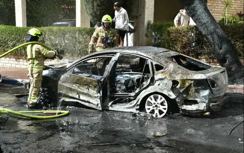 רכב שרוף, זירת נפילה פ"ת, 31 במרץ 2026