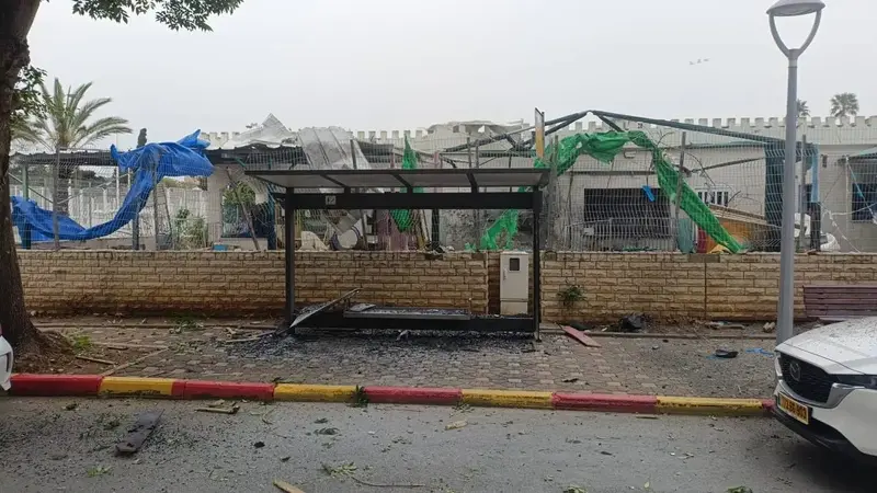 ירי מלבנון לנהריה: נזק בגן ילדים מנפילת שברי יירוט