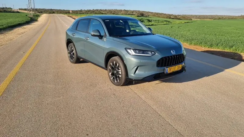 הונדה ZR-V: היברידיות מודרנית עם תג מחיר מאתגר