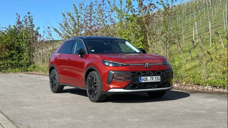 פולקסווגן T-Roc החדש: האם ינצח את המתחרים מיפן וסין?