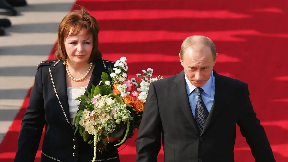 Как выглядит жена путина и его дети